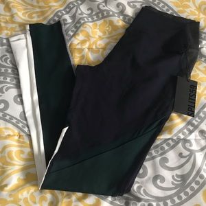NWT NAVY,!TEAL AND WHITE LEGGINGS
